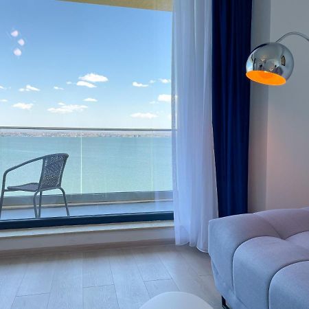Azure Sea Apartments - Bychoice Мамая Екстер'єр фото