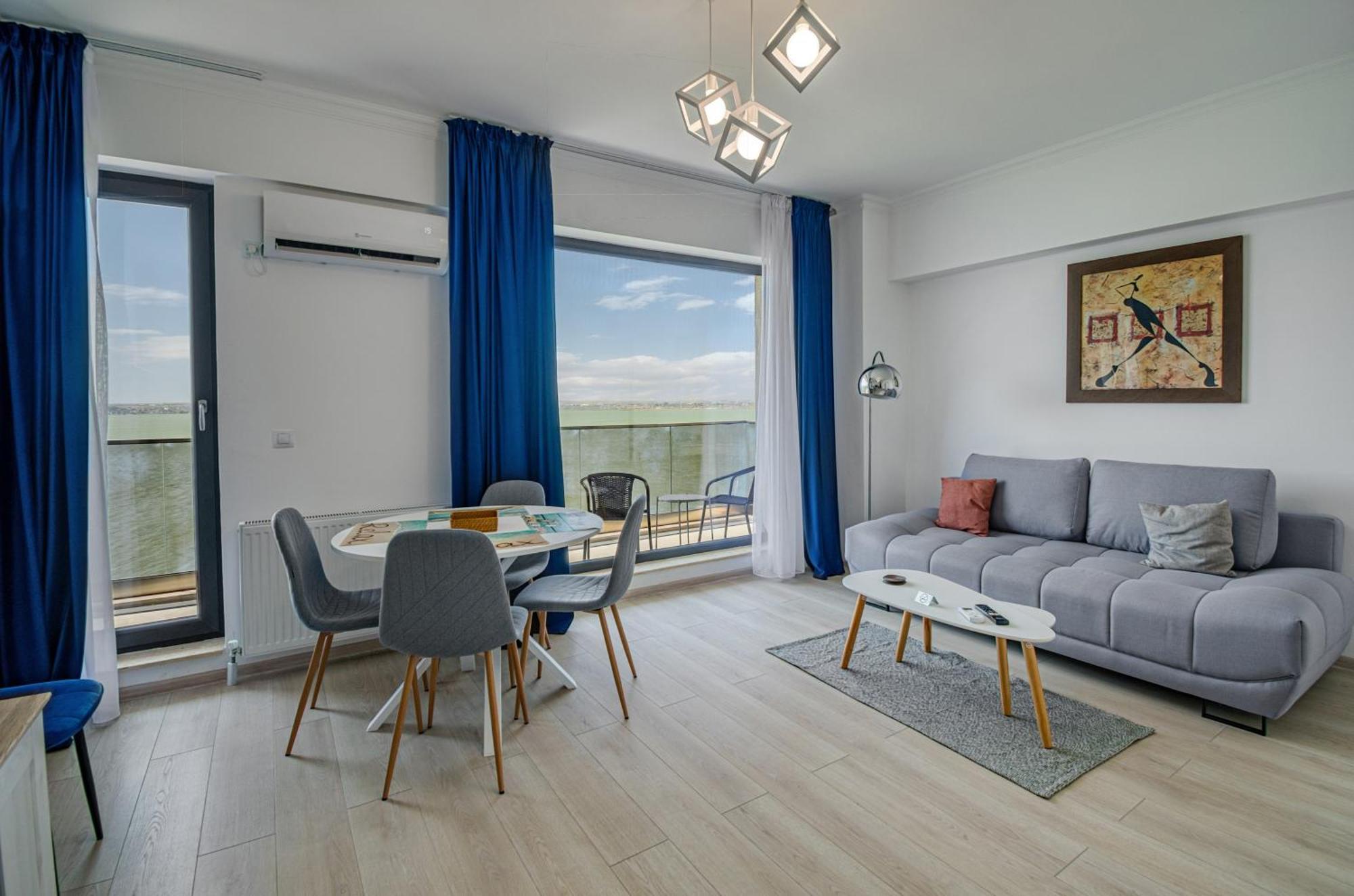 Azure Sea Apartments - Bychoice Мамая Екстер'єр фото